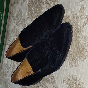 Magnanni for Neiman Marcus velvet size 11.5